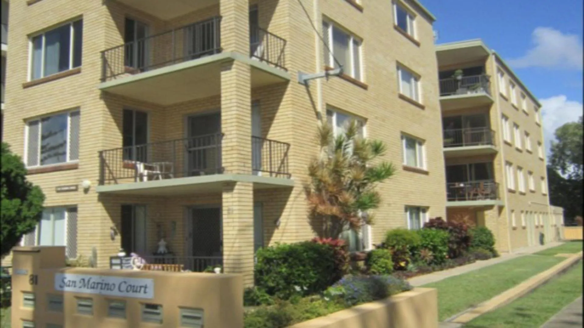 San Marino Unit 7 Apartment Golden Beach Australia